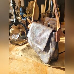 Louis Vuitton Monogram Mini Looping Handbag